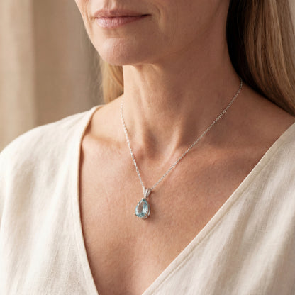 Vital Breath Aquamarine Pendant™